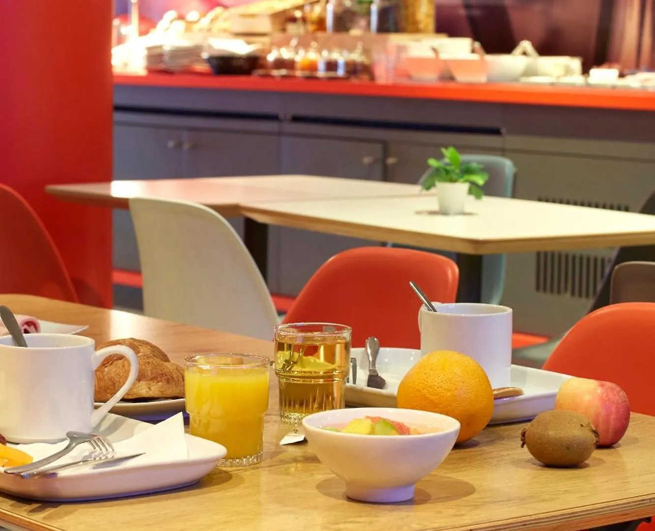 Ibis Lorient Centre Gare Hotel