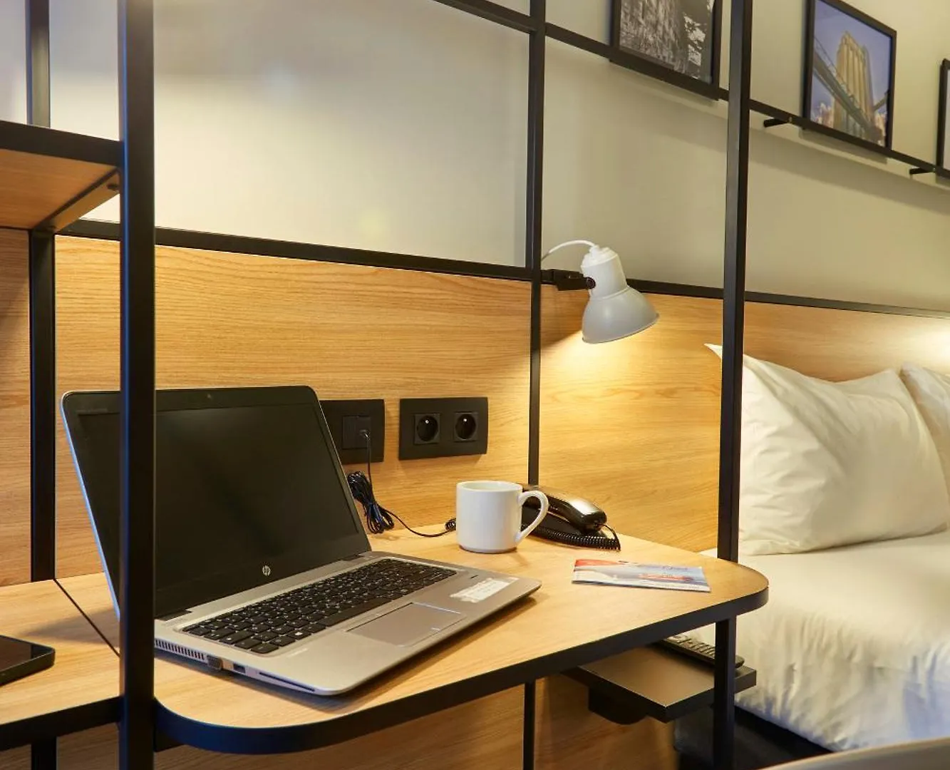 Ibis Lorient Centre Gare Hotel