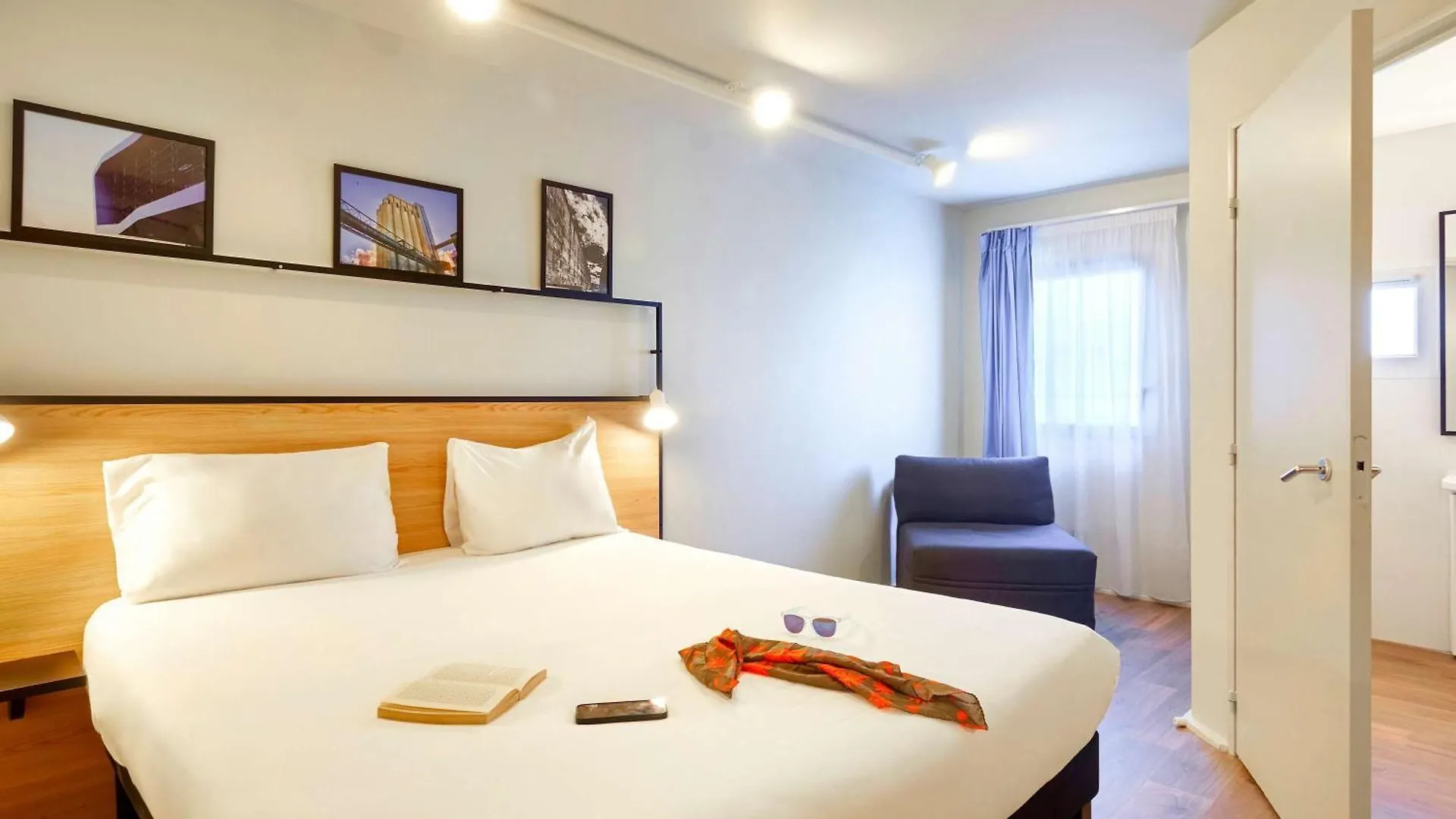 Ibis Lorient Centre Gare Hotel